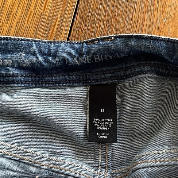 Lane Bryant Genius Fit distressed crop jeans size 18 - Picture 7 of 16